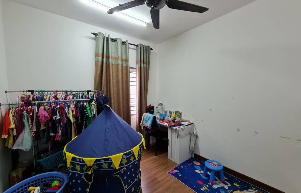 80c461e6-d4f5-4ada-93e0-bd7cacb04140