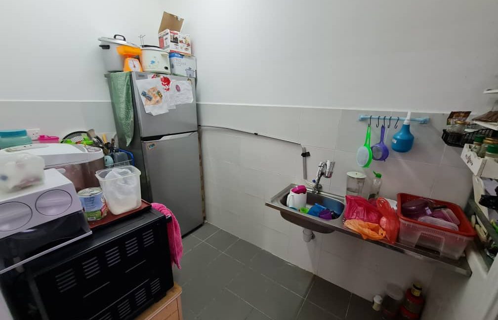 85b9e939-1223-49f7-9be6-9747229836e2