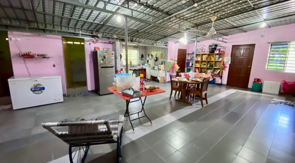 Banglo Kg Paroi - 9